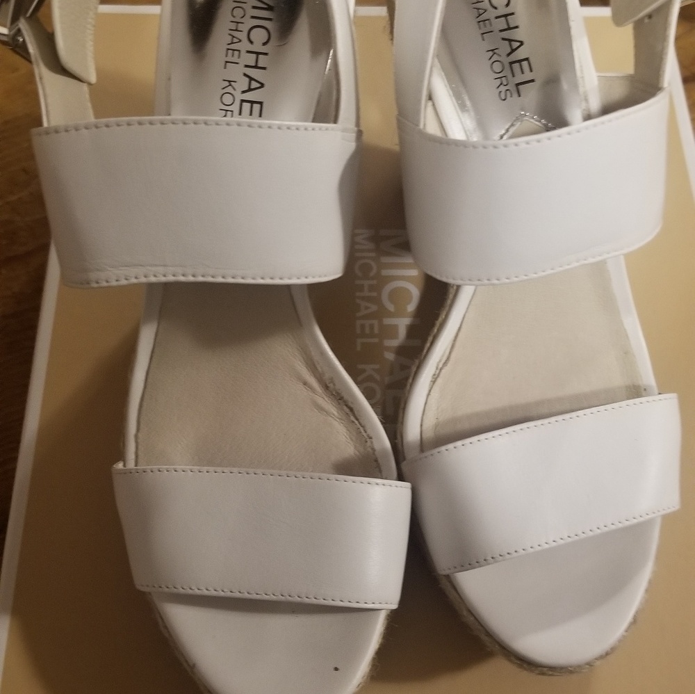 Michael Kors Wedges - Picture 3 of 4